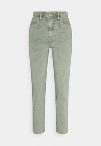 Jeans de tiro alto y pierna recta en denim verde claro. Cuenta con bolsillos delanteros, cierre de cremallera y botón de metal. Textura suave.
