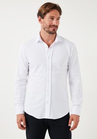 REGULAR FIT - Krekls - white