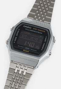 Casio STEP TRACKER UNISEX - Montre à affichage digital - black