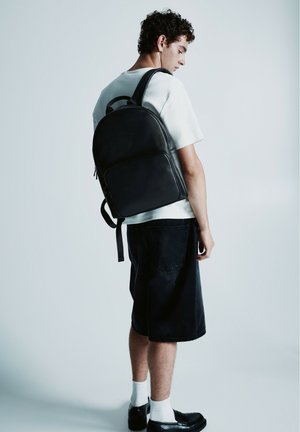 PULL&BEAR, BACKPACK - Batoh - black