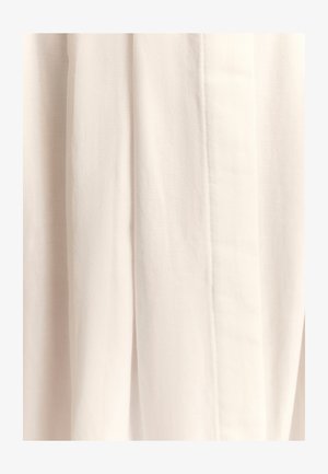 Vaalea beige kangas, jossa on sileä pinta, pystysuorat laskokset ja hienovaraiset diagonaaliset kudontakuviot. Minimalistinen muotoilu, ilman näkyviä metalliosia.