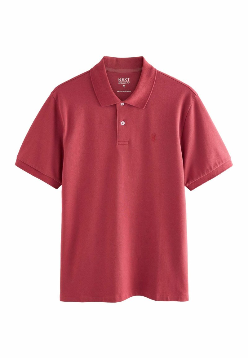 Tricou polo roșu din bumbac, cu placket cu două nasturi, mâneci scurte și un logo brodat pe pieptul stâng. Croială regulată, cu textură netedă.