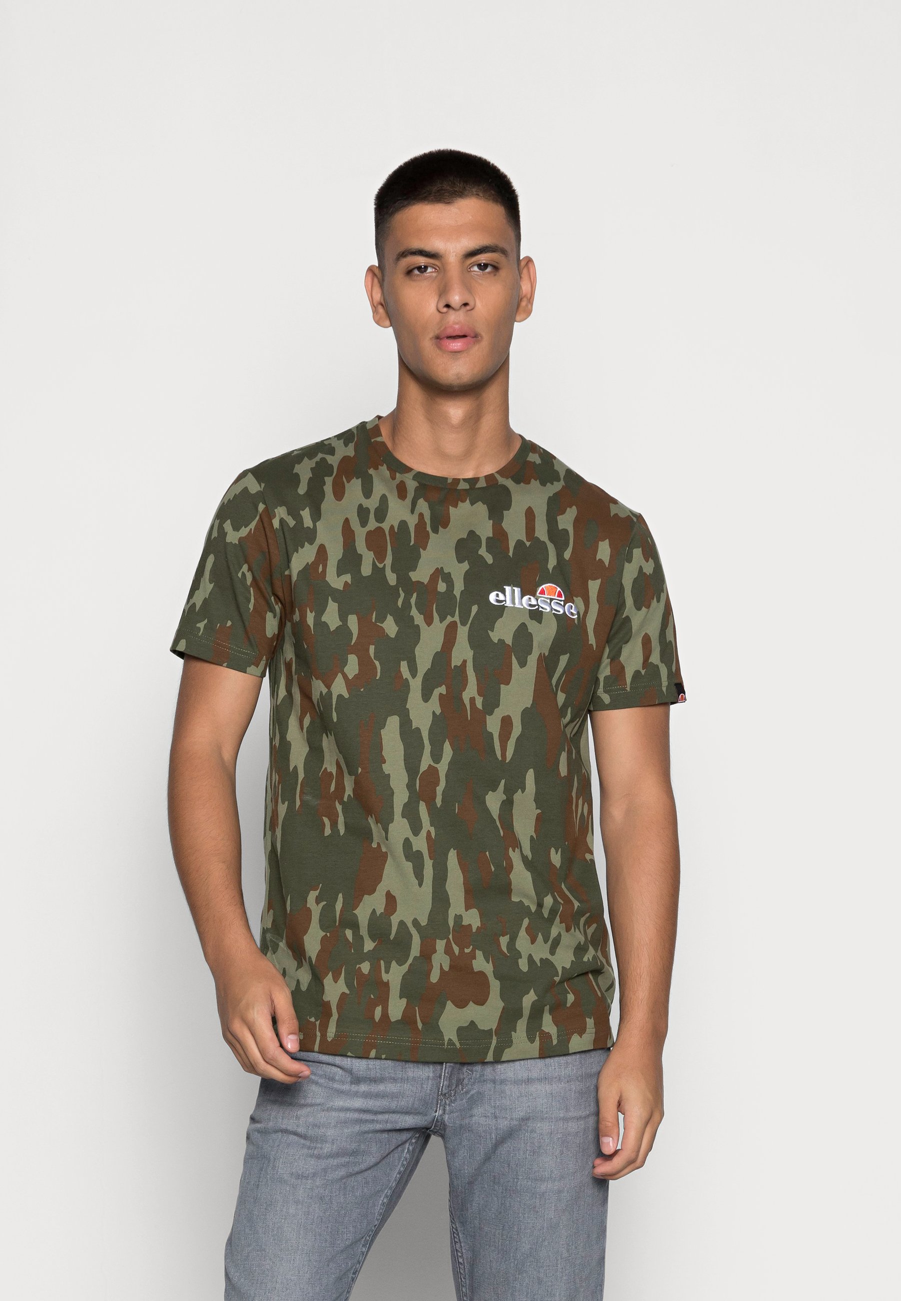 ellesse camouflage