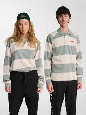 Hummel LOOSE STRIPED - Pólóing - belgian block
