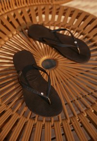 HAVAIANAS FLIP FLOP SLIM CRYSTAL SWAROVSKI II - Badesko - black