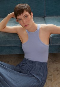 Samsøe Samsøe UMA SKIRT - Saia plissada - china blue