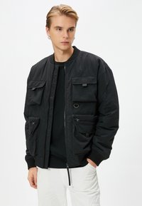 Koton ZIPPER POCKET DETAIL COLLEGE  - Bomberjakke - black