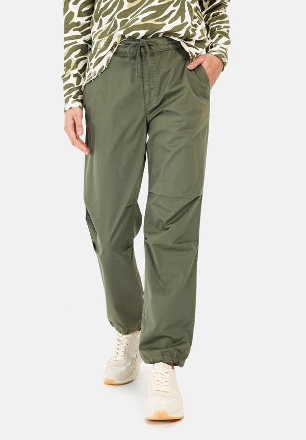 CASUAL - Jogginghose - olive