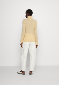 FTC Cashmere Camisola - butter