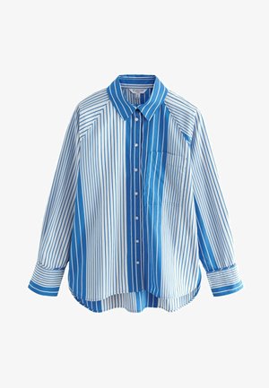 Chemise à boutons rayée bleu et blanc avec manches longues, coupe décontractée, poche poitrine unique et motifs contrastants sur les manches et le corps.