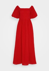 Rød, gulvlang kjole med pufferm, firkantet utringning og broderte hulldetaljer i hele stoffet.