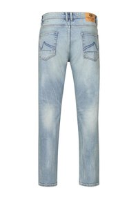 Jeans in denim azzurro chiaro con una vestibilità dritta, dotati di due tasche posteriori e un'etichetta tessuta sulla vita, leggermente sbiaditi per un effetto di texture.