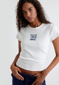 Koton SHORT SLEEVE - Camiseta estampada - white