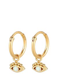 Guld hoops øreringe med en hængende ø charm med en opalescerende midte og dekorative perledetaljer. Glat, poleret metalfinish.