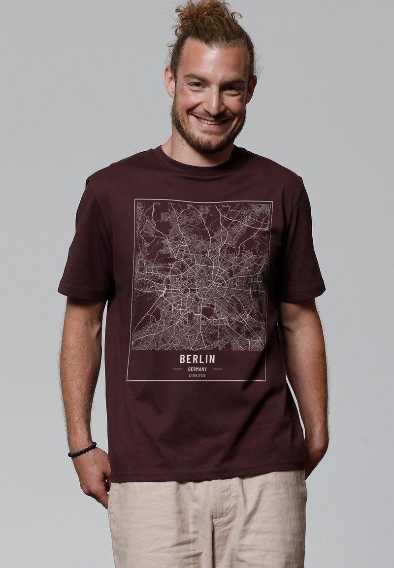 watapparel CITY MAPS BERLIN LANDKARTE - T-shirt print - red brown