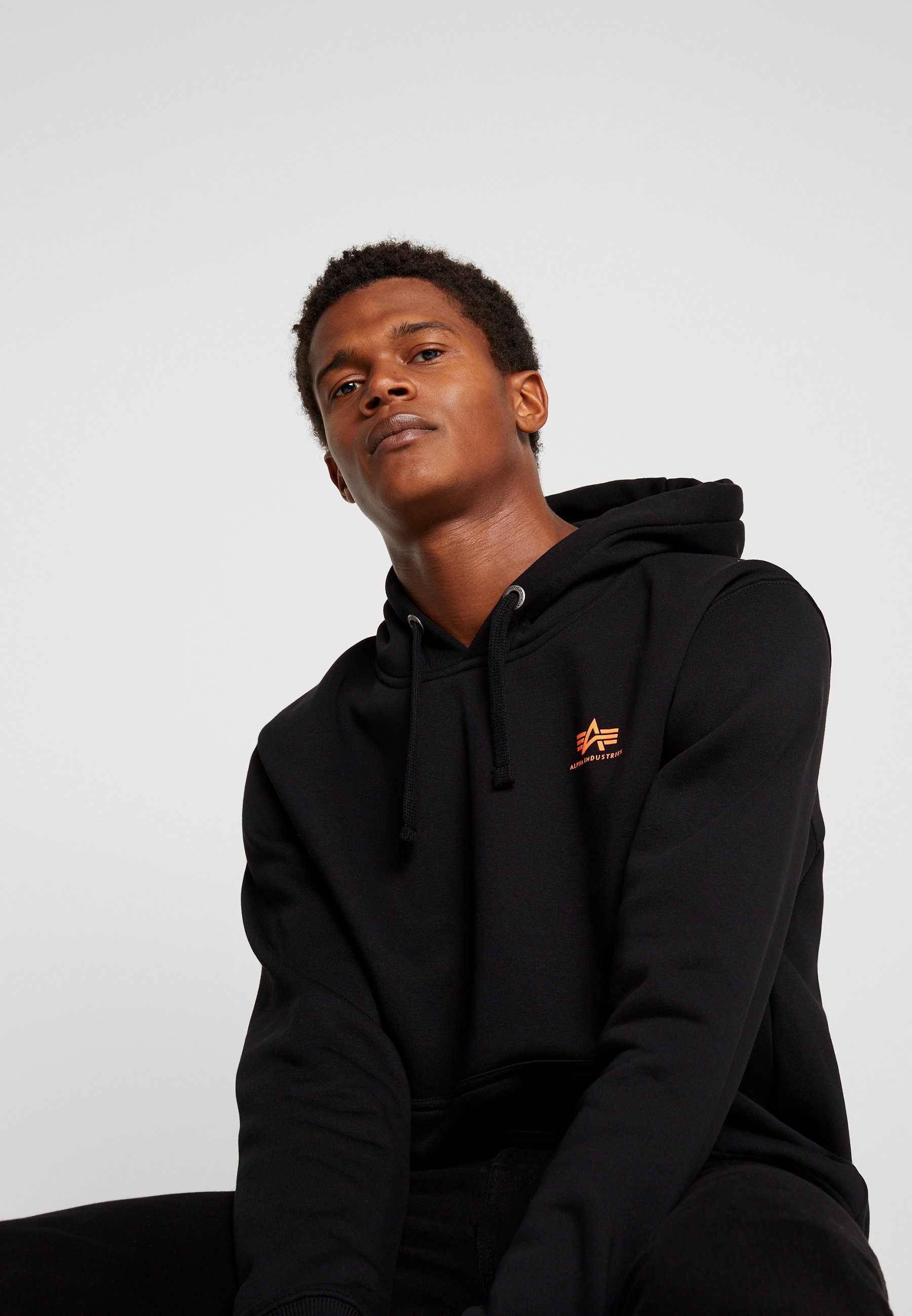 Alpha Industries 196318 Hoodie black neon orange Alpha Industries 196318 - Hoodie - black