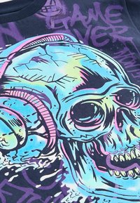 Next RELAXED FIT SHORT SLEEVE GRAPHIC STANDARD - Printtipaita - navy blue graffiti skull