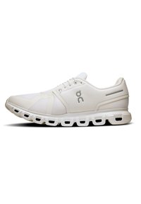 On - CLOUD 6 - Trainers - white white Thumbnail Image 1