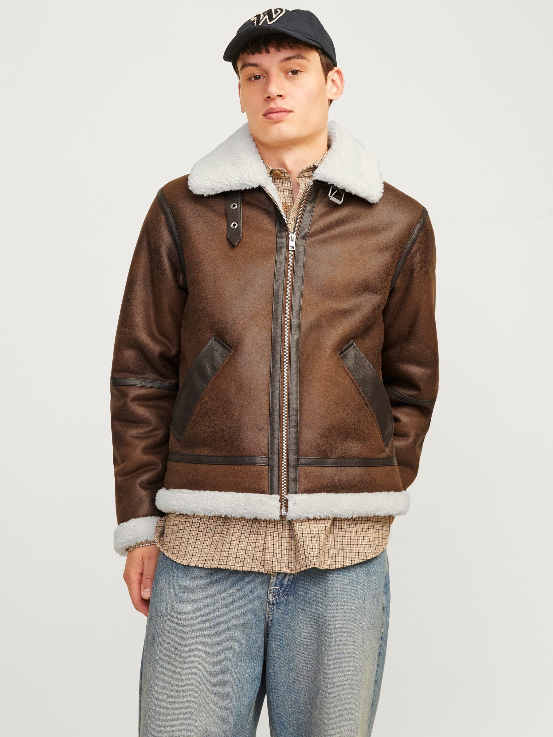 Jack & Jones JORCOLE AVIATOR JACKET - Kunstlederjacke - chocolate
