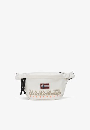 Biały materiałowy nerka z czerwoną i niebieską naszywką w norweski flagi, napis "NAPAPIJRI geographic" w beżowym i pomarańczowym kolorze, z zamknięciem na sznurek i teksturowaną powierzchnią.