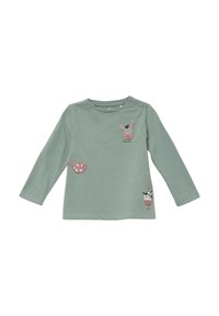 Lange mouwen, muntgroene katoenen T-shirt met geborduurde ontwerpen van een ezel, gieter en koe. Inclusief twee schouderknopen.
