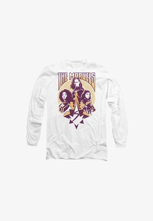 Weißes Langarmhemd mit einem grafischen Druck von drei Figuren und dem Text "THE MARVELS" in lila und goldenen Akzenten.