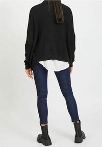 VILA Kofta - black