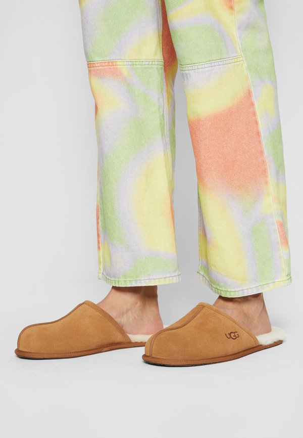 SCUFF - Hausschuh - cognac