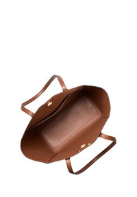 Borsa a spalla in pelle marrone con una texture liscia, dotata di due manici e un ampio interno con una singola chiusura magnetica.