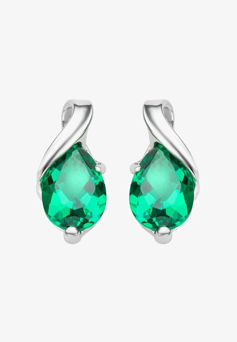 Ašarine auskarai, kuriuose yra žalių facetuotų akmenų, įkomponuotų į poliruotą sidabrą su kreivine akcento dizaino detalėmis.