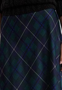 Lauren Ralph Lauren PLAID SATIN CHARMEUSE MIDI SKIRT - Suknja A kroja - blue/black/green