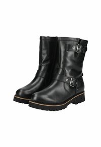 Botas de cuero negro con un diseño robusto, hebillas laterales, superficie texturizada y una suela gruesa y ranurada. Los acentos realzan las correas.