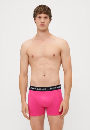 Ružičaste pamučne bokserice s crnim elastičnim pojasom na kojem je otisnut logo "JACK & JONES". Glatka tekstura i uski dizajn.
