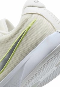 Thumbnail Image 7