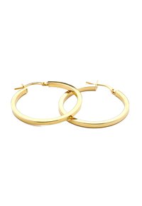 Pendientes de aro de metal dorado, diseño circular, perfil plano, acabado pulido, con cierre de broche seguro y textura suave.