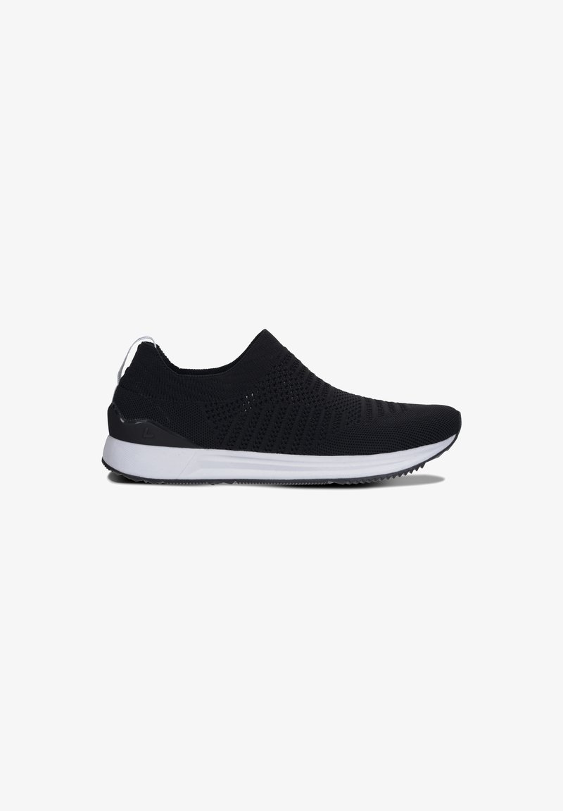 Schwarze Slipper mit einem strukturierten Strick-Obermaterial, weißer Zwischensohle und robuster Gummisohle. Hervorhebung eines minimalistischen Designs und einem Zugriemen.