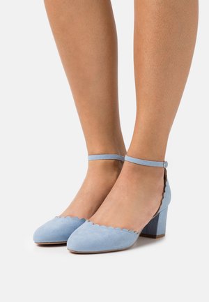 Decolleté - light blue