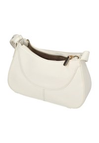 Hvid skuldertaske i læder med lynlåslukning på toppen, rund form, glat tekstur og en diskret buet syningsdetalje på forsiden.