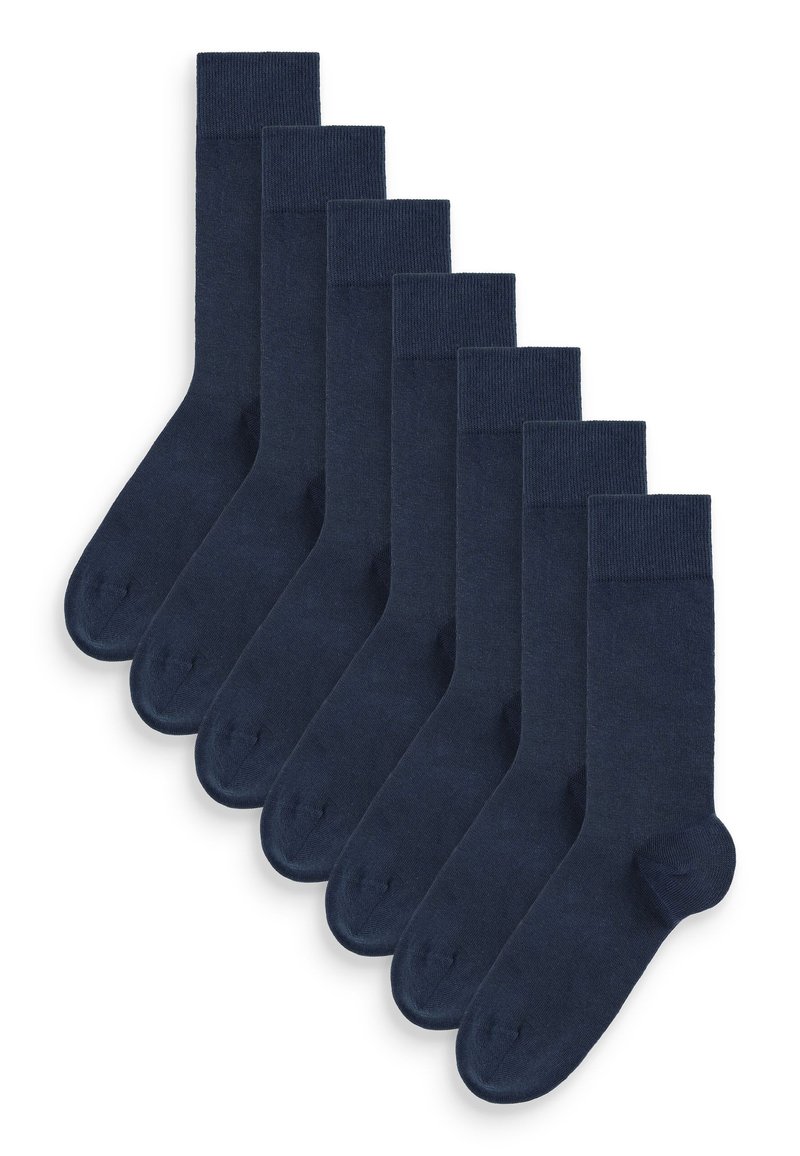 Marineblaue Socken aus einem weichen, glatten Stoff. Jede Socke hat einen gerippten Bündchen und eine verstärkte Zehenpartie, ordentlich in einer Reihe angeordnet.