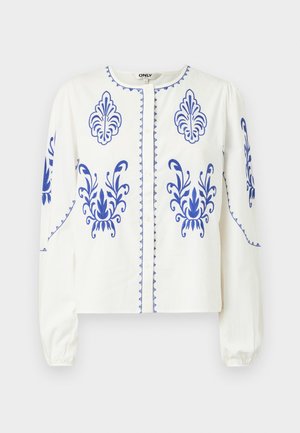 Bluză albă cu broderie albastră cu modele florale, guler mic, nasturi pe față și mâneci lungi cu manșete fronsate.