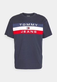 Tommy Jeans Triko s potiskem - dark blue