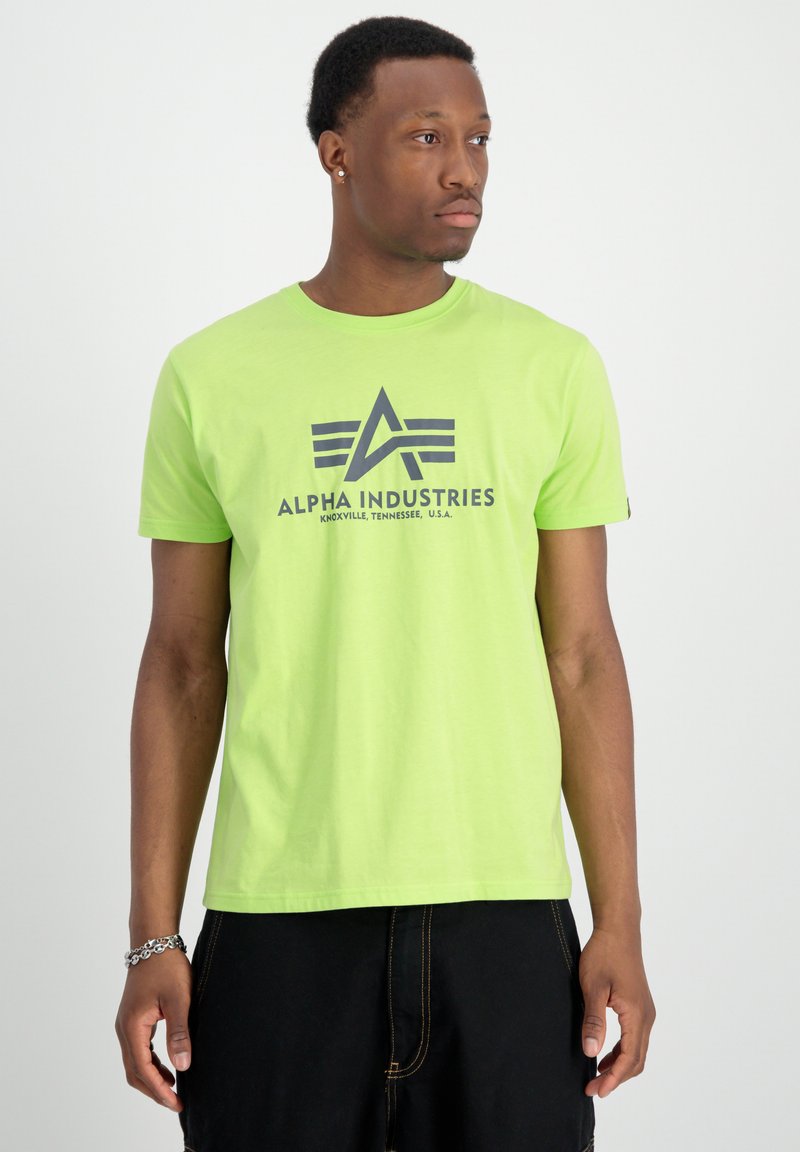 Alpha Industries Triko s potiskem - hornet green