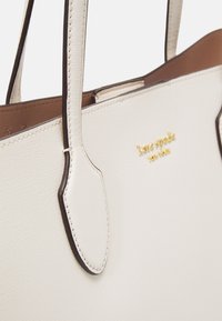 kate spade new york BLEECKER LARGE TOTE SET - Cabas - parchment