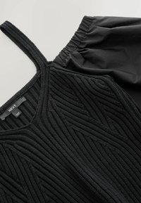 REGULAR FIT COLD SHOULDER VOLUME SLEEVE - Strickpullover - black
