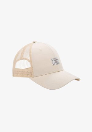 Beige honkbalpet met mesh achterpanelen en een voorkant label waarop staat "Guess Jeans Authentic".