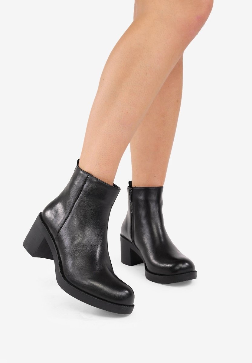 Bosanova Botines con plataforma - black/negro - Zalando.es
