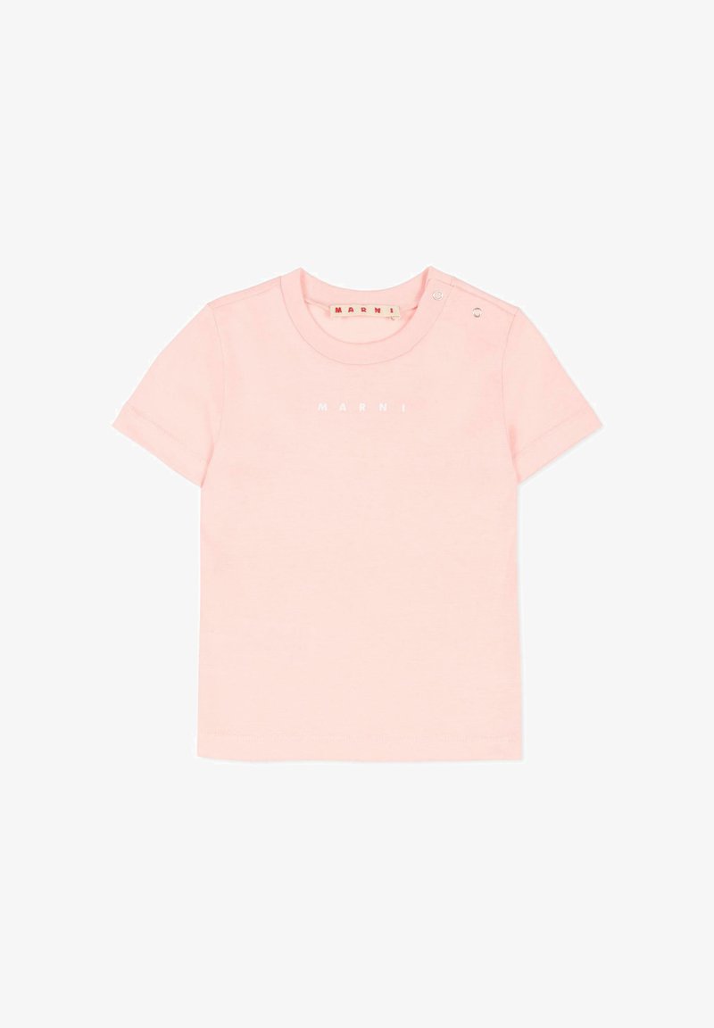 T-shirt en coton rose clair, manches courtes, col rond, avec des boutons-pression aux épaules. Logo "MARNI" blanc imprimé sur le devant.