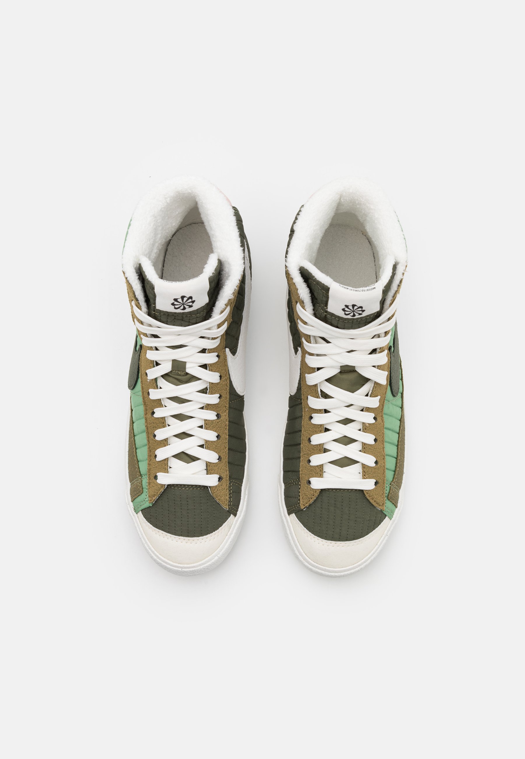 Nike Sportswear BLAZER MID '77 BG 1 - Sneaker high - oil  green/sequoia/sail/medium olive/brown kelp/pink glaze/dunkelgrün -  Zalando.de