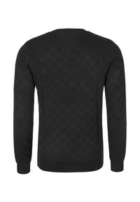 Czarny dziergany sweter z fakturą, długimi rękawami i okrągłym dekoltem. Materiał wydaje się miękki i elastyczny.