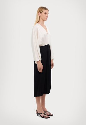 DALILA - Robe fourreau - noir